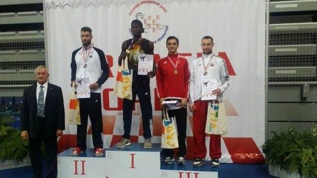 Nur Tatar’dan Altın, Yunus Sarı’dan Bronz Madalya