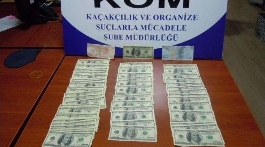 Eskişehir&rsquo;de Ka&ccedil;ak Sigara Ve Sahte Para Operasyonu