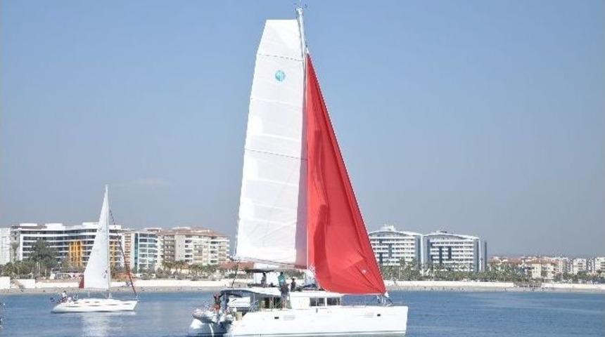 7. Ata&rsquo;yı Anma Kupası Yat Ve Yelken Yarışması Başladı