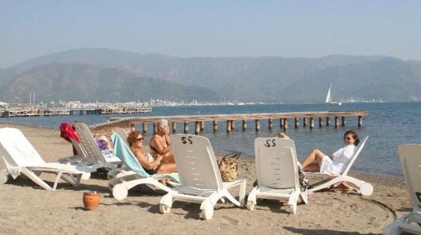 Marmaris&rsquo;te Kasım Ayında Deniz Keyfi