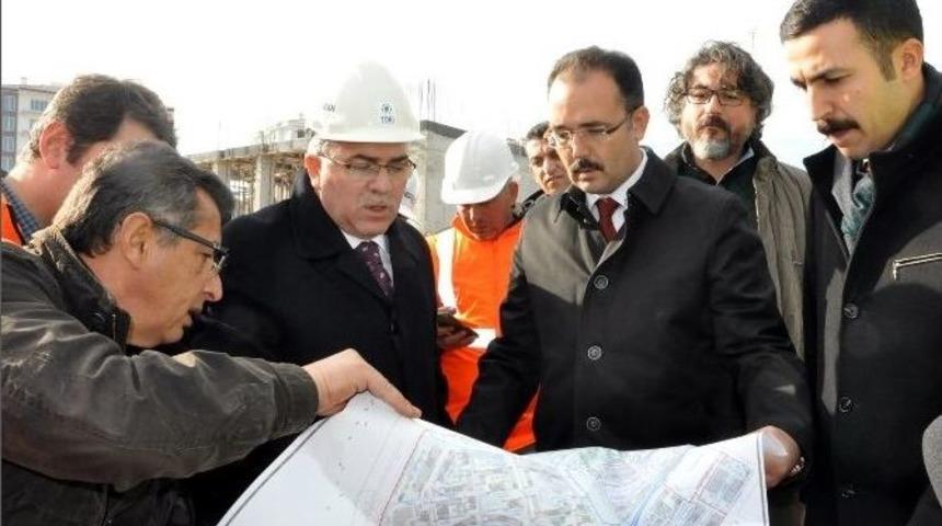 Toki Başkanı Ergün Turan; “uşak’taki Kentsel Dönüşüm Emsallerinin En İyisi”