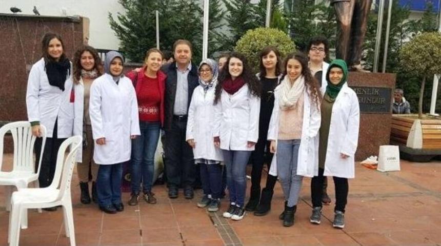Doktor Adaylarından Maltepe’de Sağlık Taraması
