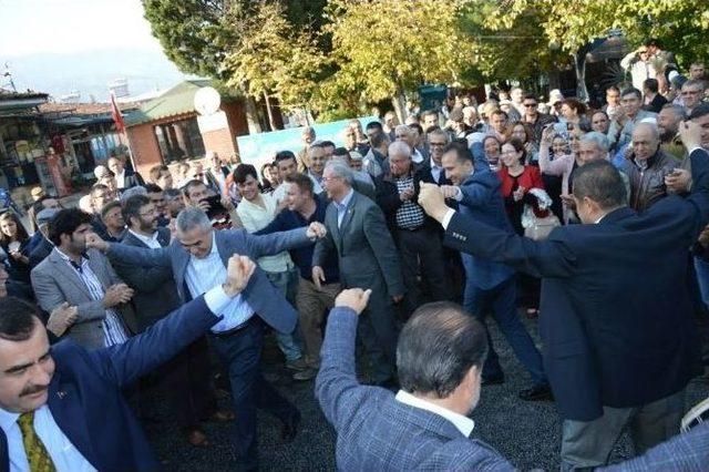 Ak Partiden Zeybekli Teşekkür