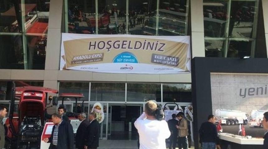 Kulalı S&uuml;t &Uuml;reticiler, Tarım Fuarına Katıldı