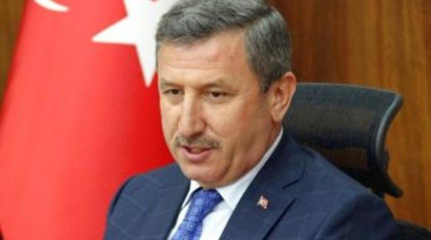 Vali Şerif Yılmaz: 10 Kasım&rsquo;lar Yas G&uuml;nleri Değildir