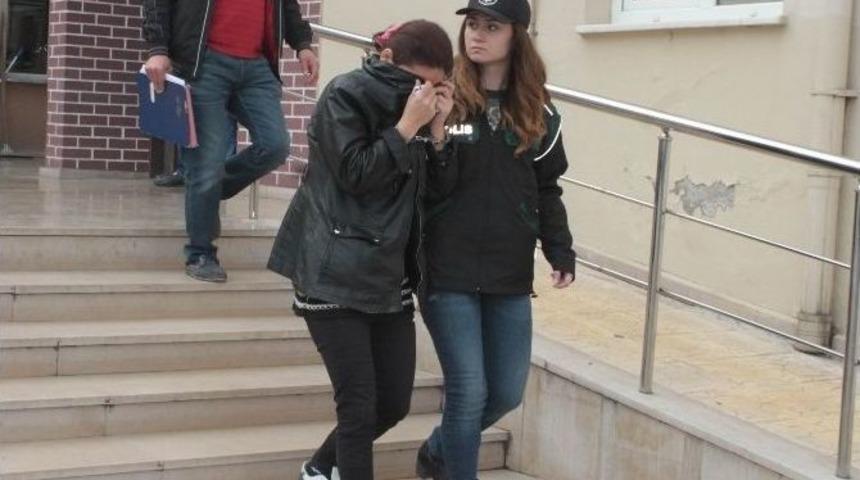 İ&ccedil; &Ccedil;amaşırından 500 Bin Liralık Uyuşturucu &Ccedil;ıktı