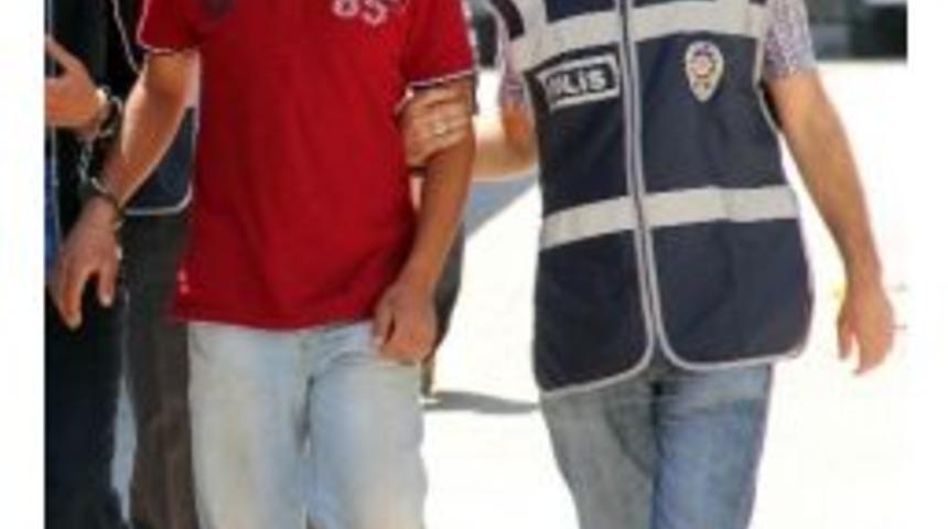 Adana&rsquo;da K&uuml;f&uuml;r Cinayeti Zanlılarından Biri Yakalandı