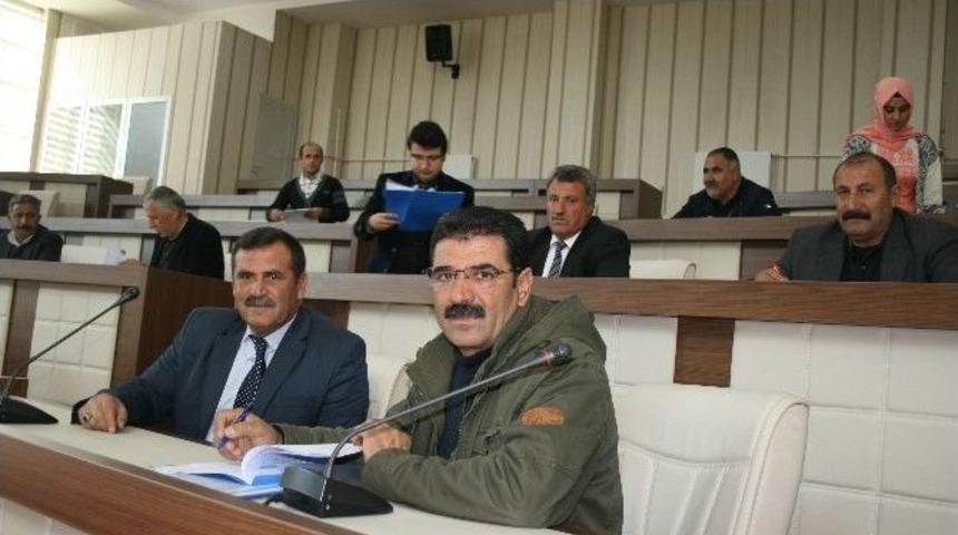 Muş İl Genel Meclisi, Eski Hastane Binasını Kız &Ouml;ğrenci Yurduna Verdi