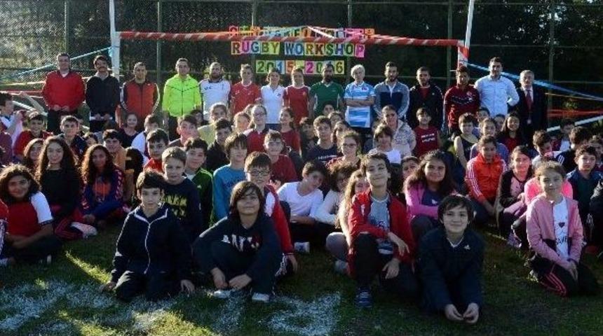 Om&uuml; Vakfı Koleji&rsquo;nden T&uuml;rkiye&rsquo;de Bir İlk