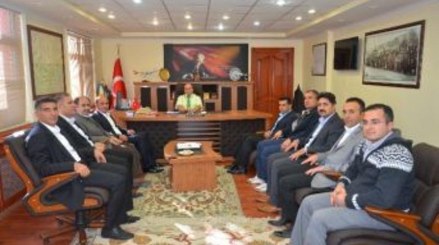 Eğitim Bir- Sen&rsquo;den, Besni Kaymakamı Kaya&rsquo;ya Ziyaret