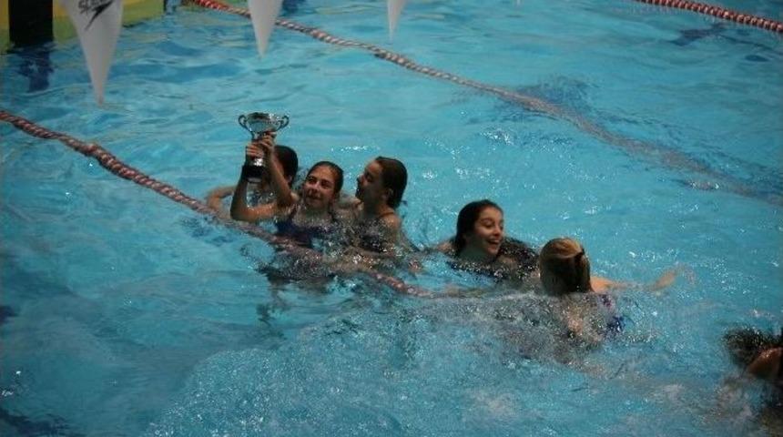 Atat&uuml;rk Kupası&rsquo;nın Sahibi Edirne Su Sporları Kul&uuml;b&uuml; Oldu