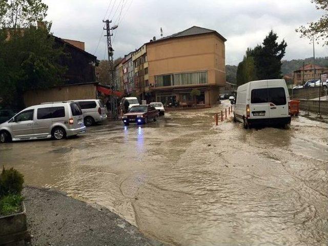 &Ccedil;aycuma&rsquo;da İşyerlerini Su Bastı 2