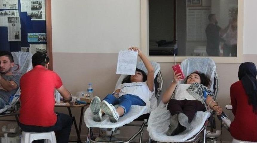 Myo &Ouml;ğrencileri&rsquo;nin Kan Bağışı Duyarlılığı