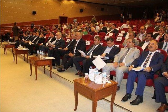 Büyükşehir Meclise 153 İhbar Hattı Tartışmaları Damga Vurdu