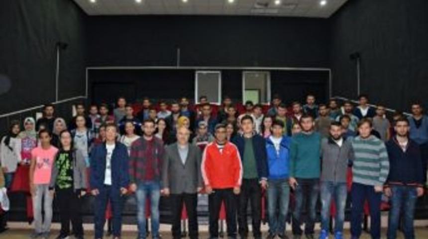 Rektör Gönüllü’den Kick Boks Sporcularına Ziyaret