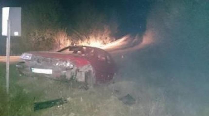 Kaygan Zeminde Kayan Ara&ccedil; Kaza Yaptı: 1 Yaralı