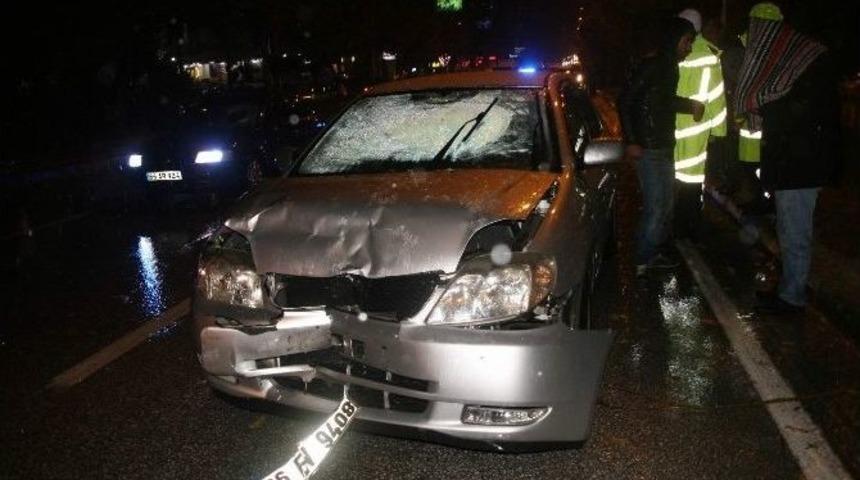 Yozgat&rsquo;ta 12 Ara&ccedil; Birbirine Girdi: 3 Yaralı