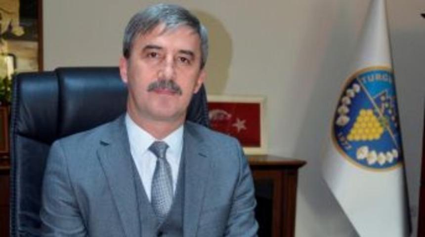 Başkan Şirin: &ldquo;saygıyla, Minnetle, &Ouml;zlemle Anıyoruz&rdquo;