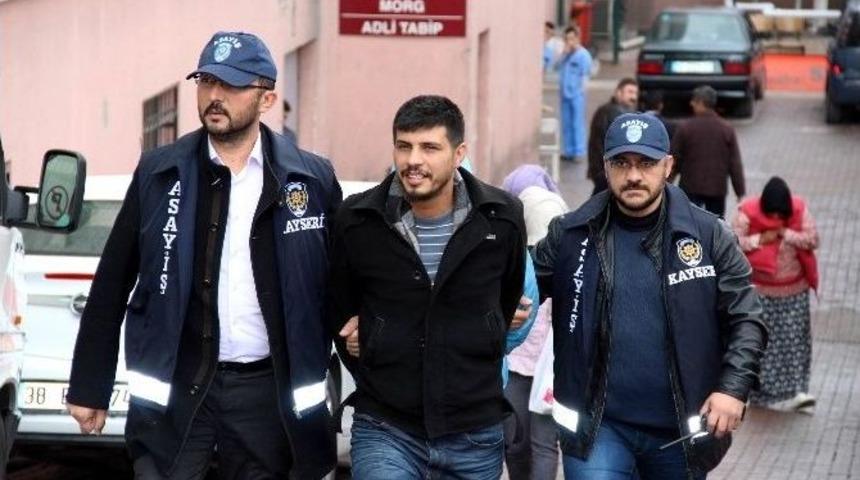 Yardım Etmek İ&ccedil;in Durdu Bin 50 Tl&rsquo;den Oldu