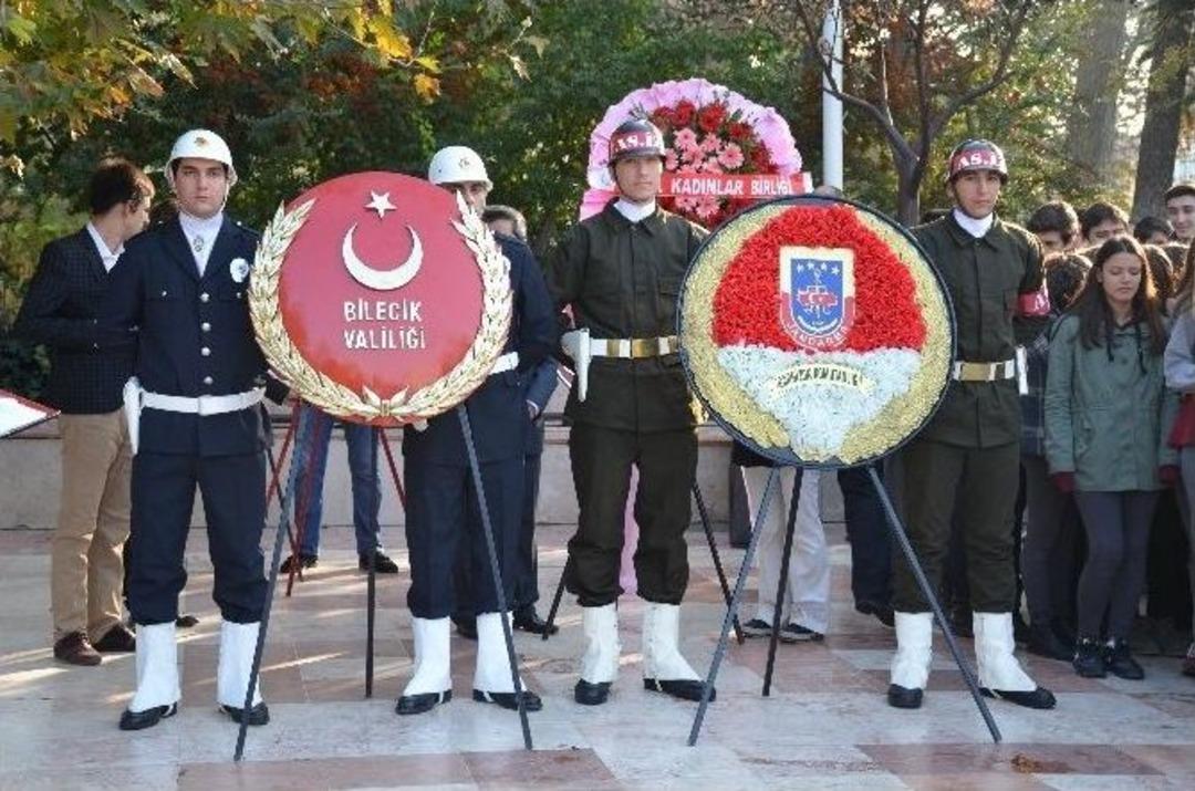Ulu &Ouml;nder Gazi Mustafa Kemal Atat&uuml;rk&rsquo;&uuml;n &Ouml;l&uuml;m&uuml;n&uuml;n 77&rsquo;nci Yıl D&ouml;n&uuml;m&uuml; Yapılan T&ouml;renler İle Anıldı
