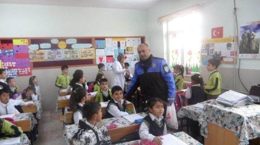 Bor&rsquo;da &Ouml;ğrencilere &rsquo;trafik Ve G&uuml;venlik&rsquo; Semineri