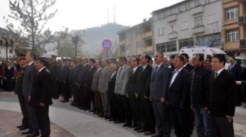 Emet&rsquo;te Hayat 2 Dakika Durdu