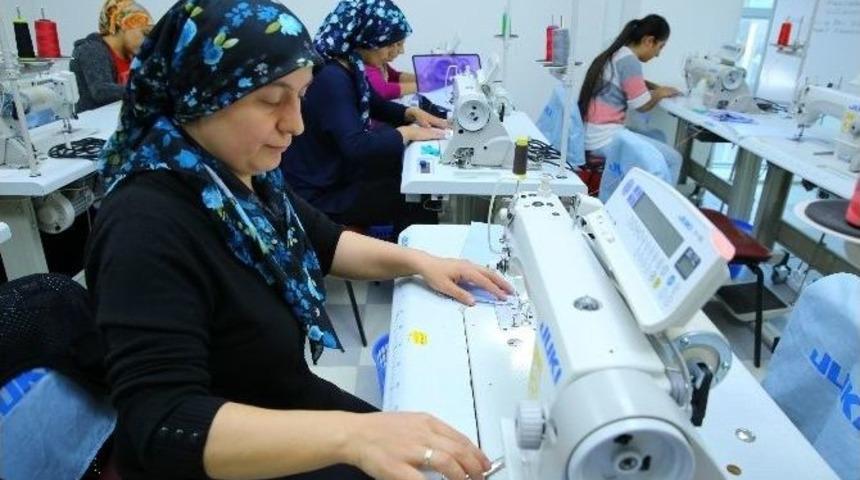 Buca&rsquo;da İş Garantili Meslek Kursları