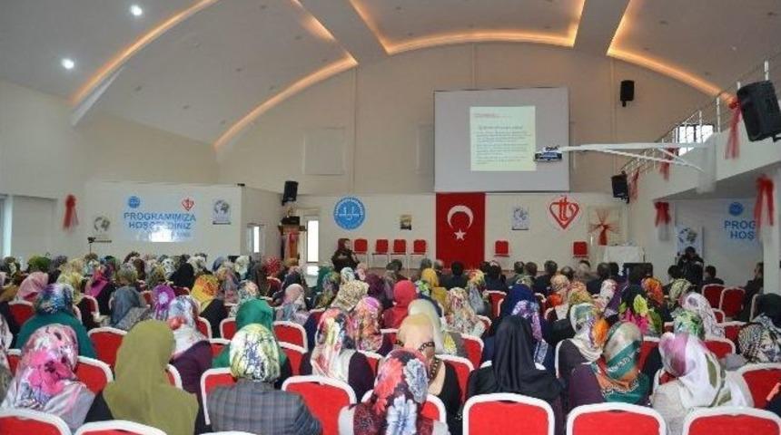 Din G&ouml;revlilerine Seminer