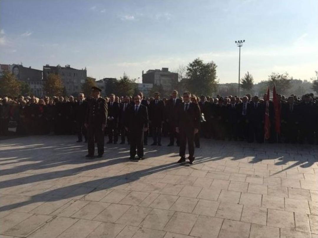 Sakarya&rsquo;da 10 Kasım Atat&uuml;rk&rsquo;&uuml; Anma Programı D&uuml;zenlendi