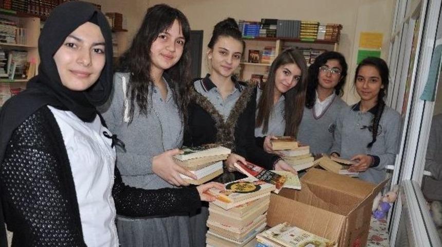 Elbistan&rsquo;dan Kars&rsquo;a Kitap Kardeşliği