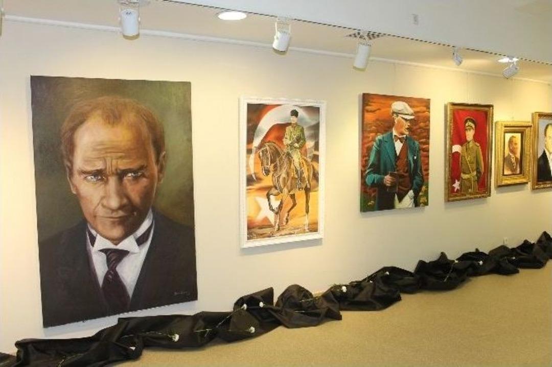 Gazi Mustafa Kemal Atat&uuml;rk, B&uuml;y&uuml;k&ccedil;ekmece&rsquo;de Resim Sergisi İle Anıldı