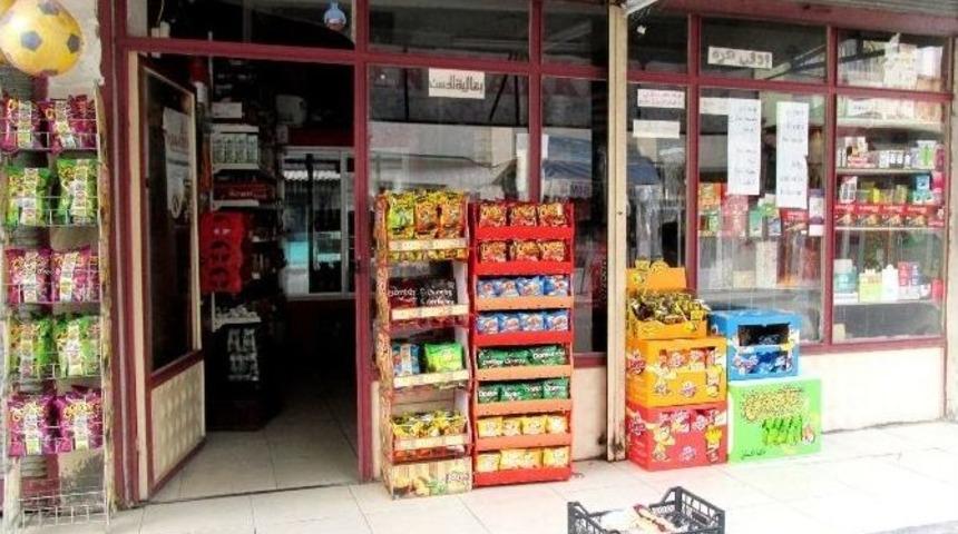 Suriyelinin Bakkalından 3 Bin Tl&rsquo;lik Hırsızlık