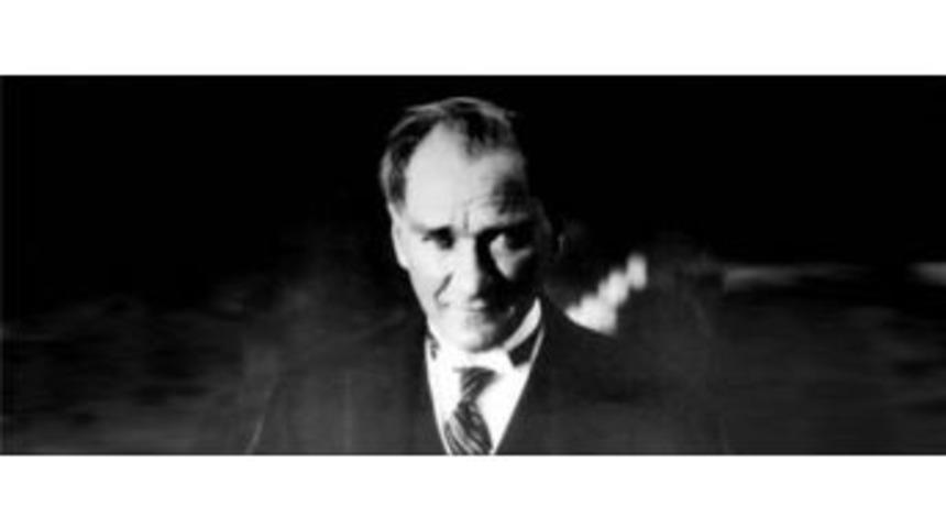 Et&uuml; Rekt&ouml;r&uuml; Prof. Dr. Yaylalı&rsquo;dan 10 Kasım Mesajı