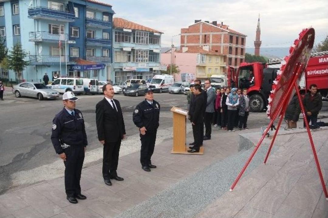 Demirci&rsquo;de 10 Kasım Atat&uuml;rk&rsquo;&uuml; Anma T&ouml;reni