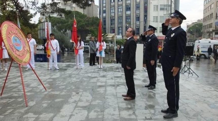 Burhaniye&rsquo;de 10 Kasım Anma T&ouml;renine Yoğun İlgi