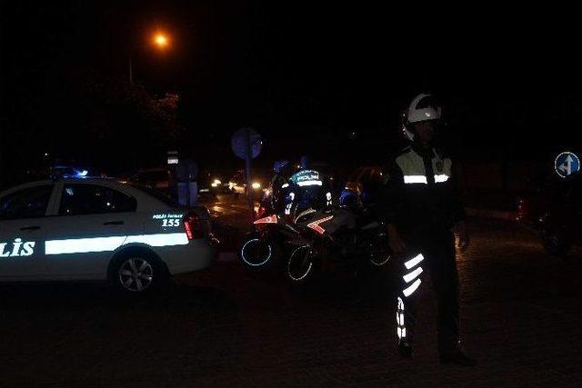 Önce Trafiği Felç Etti, Polise Yakalanınca Ağlamaya Başladı