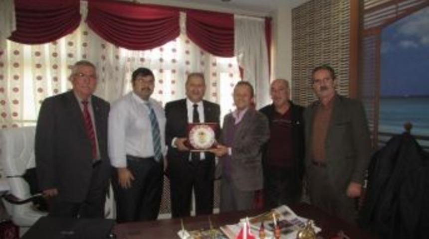 T&uuml;fad Afyonkarahisar Şubesinden &Ouml;ğretmenevine Ziyaret