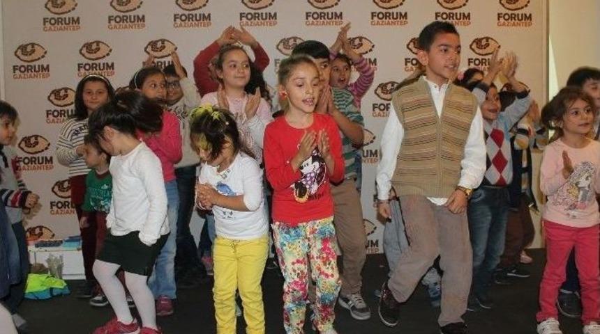 Kasım Ayında Doğan Minikler İ&ccedil;in Doğum G&uuml;n&uuml; Partisi