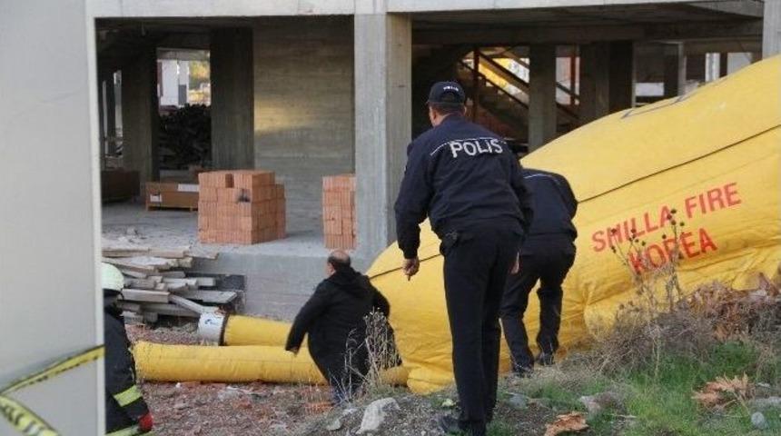 İntihara Kalkışan Gen&ccedil; Kızı Polis Kurtardı