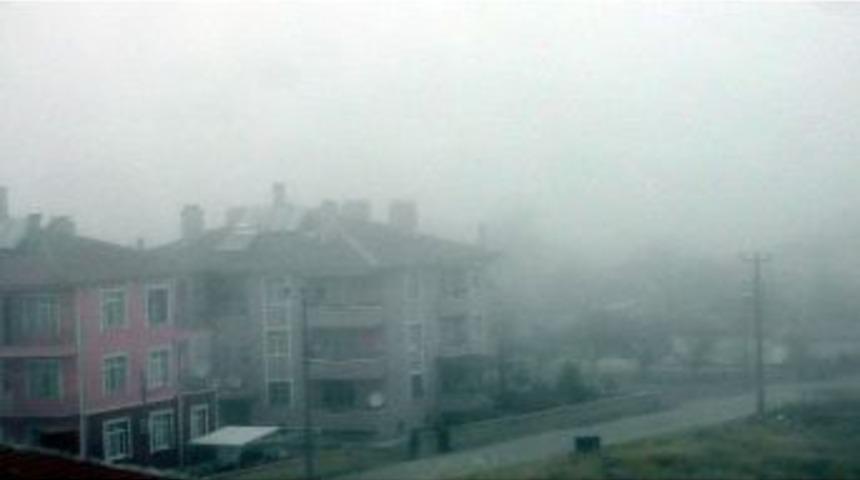 Kulu&rsquo;da Yoğun Sis Hayatı Olumsuz Etkiledi