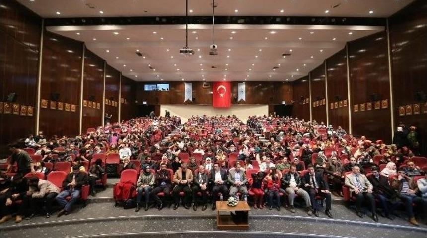 B&uuml;y&uuml;kşehir Belediyesi, Milli Şair Mehmet Akif Ersoy&rsquo;u Andı