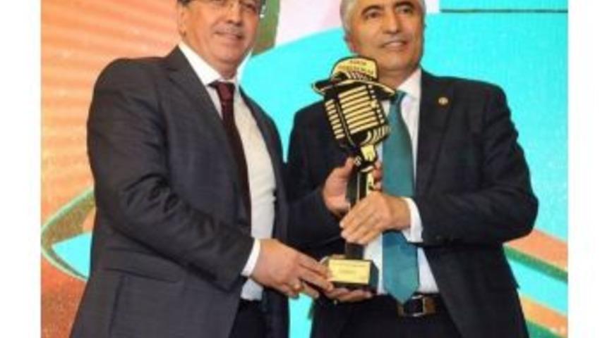 Alkışlar Ak Parti Çankırı Milletvekili Hüseyin Filiz’e