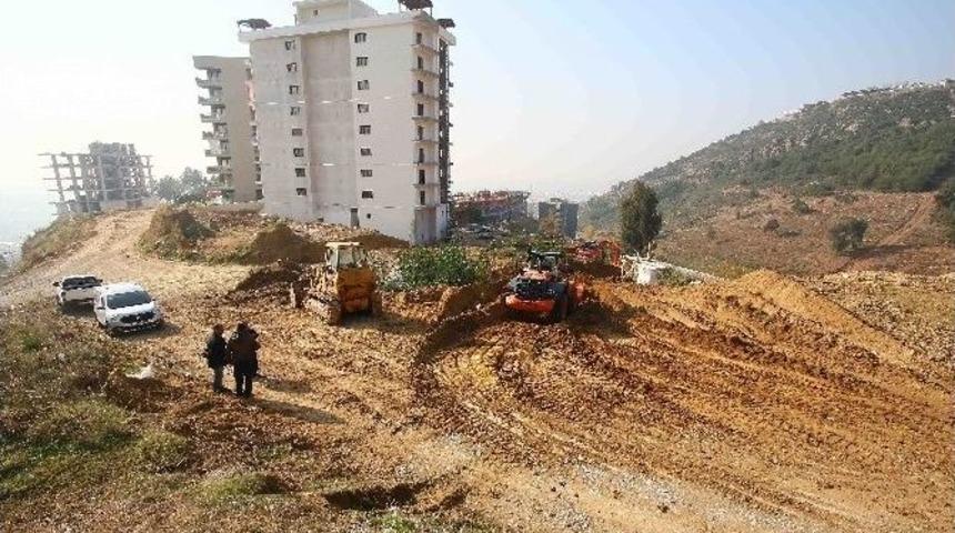 Bayraklı&rsquo;da Yeni Yollar A&ccedil;ılıyor