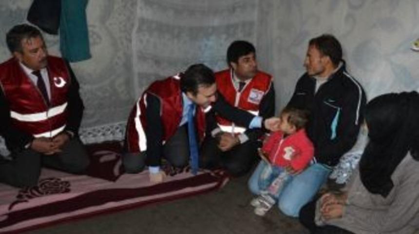 Siirt&rsquo;teki M&uuml;ltecilere Yardım Eli