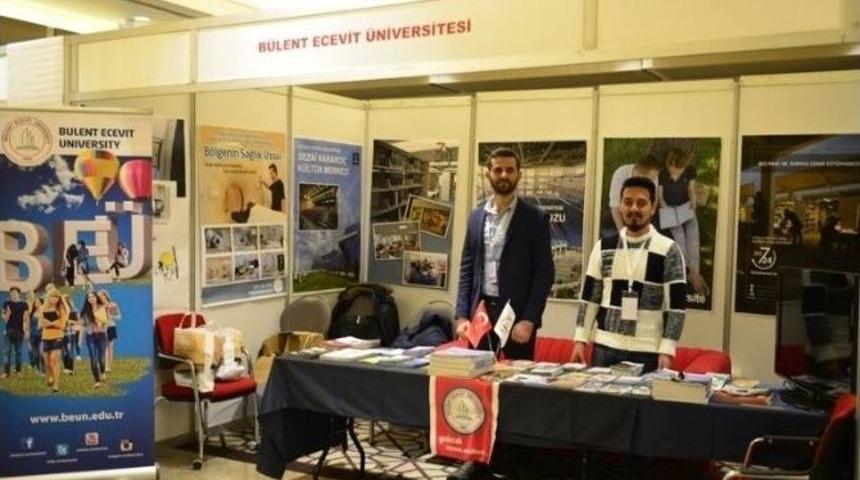 &Uuml;niversitelere Tanıtım Fuarında Be&uuml; Yoğun İlgi G&ouml;rd&uuml;