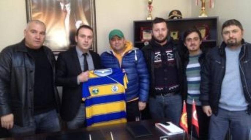 Taraftar Grubundan &rsquo;&ccedil;ocuklar &Uuml;ş&uuml;mesin&rsquo; Projesi