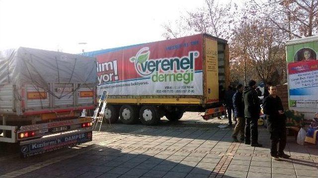 Verenel Derneği’nden Bayırbucak Türkmenleri’ne 3 Tır Dolusu Yardım