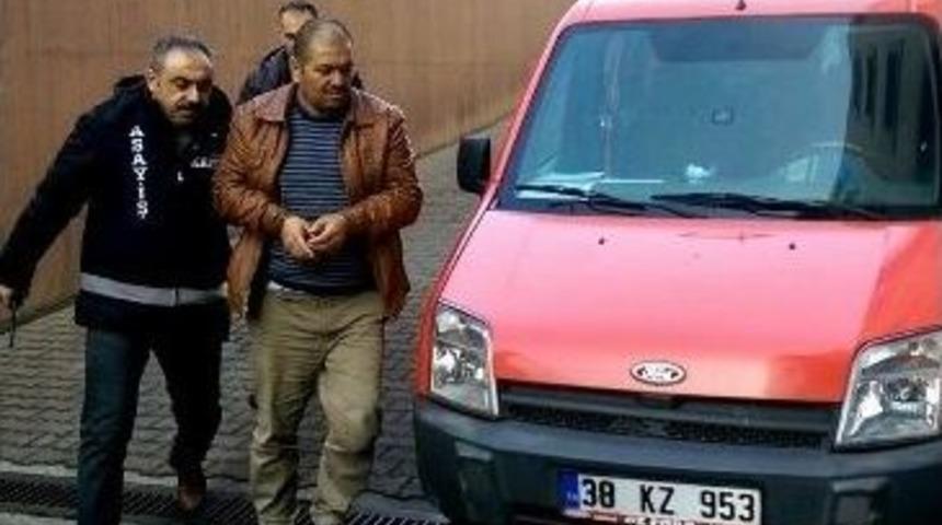 Vatandaşı Korkutarak 150 Bin Tl Dolandıran Şahıs Yakalandı