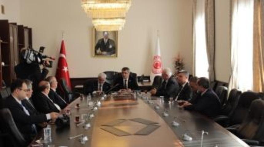 Milletvekili Serdar Elazığ Ticaret Borsası Heyetini Kabul Etti