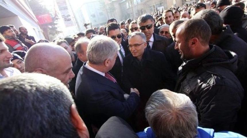 Maliye Bakanı Ağbal&rsquo;dan Asgari &Uuml;cret A&ccedil;ıklaması: